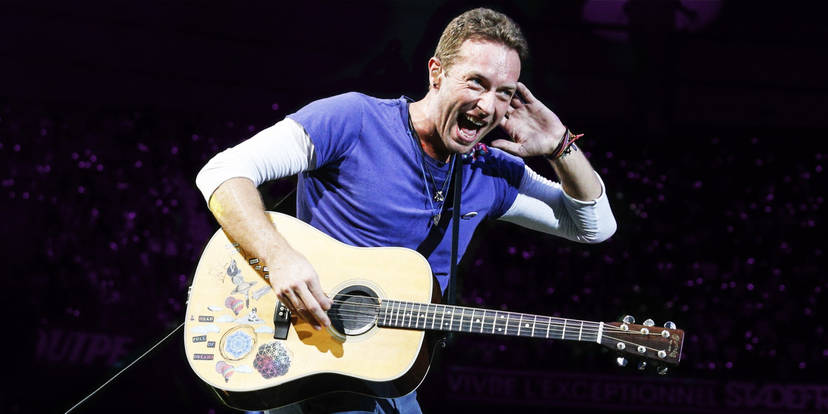 Chris Martin van Coldplay tijdens een live-optreden.